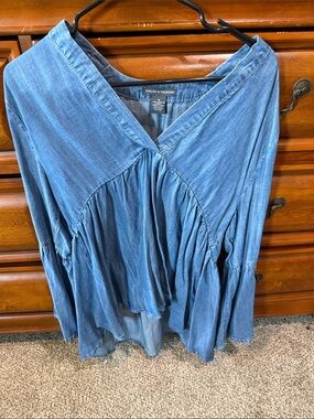 Chelsea & Theodore Denim-Blue V-Neck Peasant Tunic